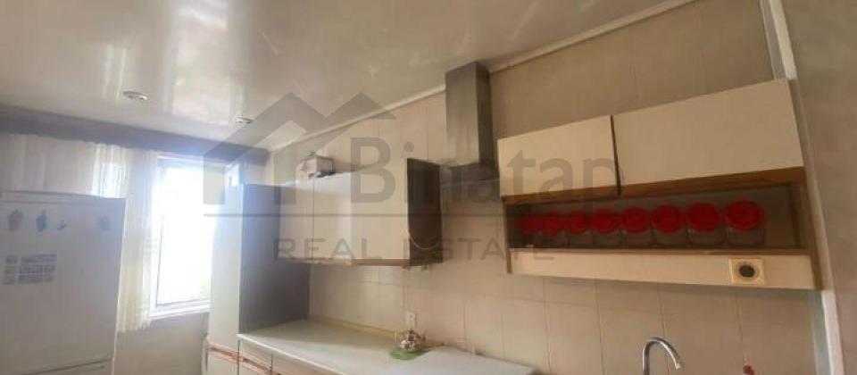 Satılır 4 otaqlı köhnə tikili 105 m², Elmlər Akademiyası m. - 10