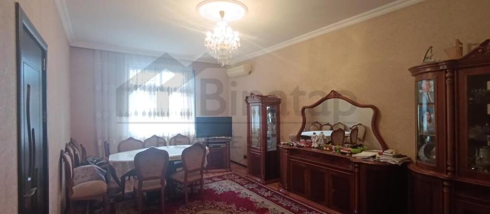 Satılır 4 otaqlı həyət evi/bağ evi 145 m², Qaraçuxur q.