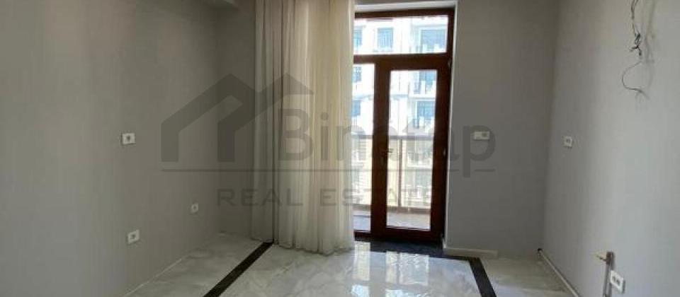 Zahid Xelilov kuchesi, Elmler Akademiyasi m/s yaxin 4 otaqli menzil satilir/165 kv.m. - 12