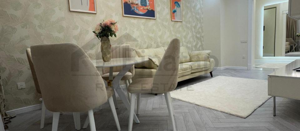 Azadliq prospekti, Baki Saglamliq merkezinin yaninda 3 otaqli menzil satilir/99 kv.m. - 7