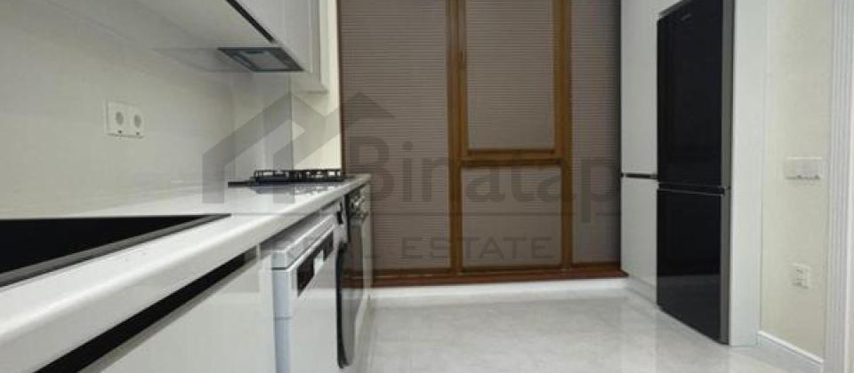 Azadliq prospekti, Baki Saglamliq merkezinin yaninda 3 otaqli menzil satilir/99 kv.m. - 8