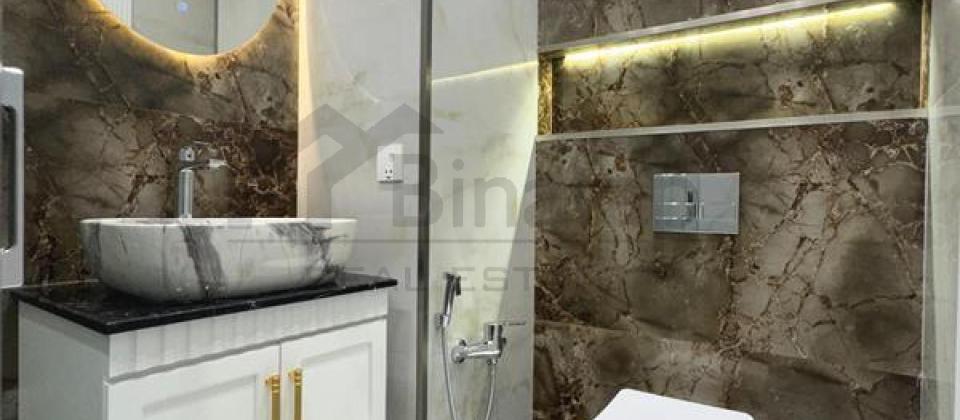 Azadliq prospekti, Baki Saglamliq merkezinin yaninda 3 otaqli menzil satilir/99 kv.m. - 12