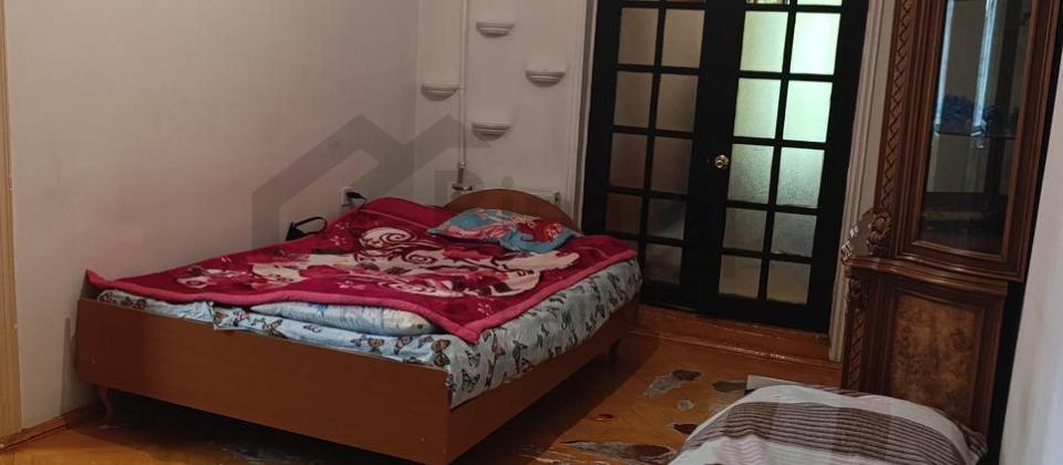 Satılır 1 otaqlı köhnə tikili 50 m², Gənclik m. - 3