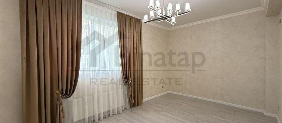 3№ li Asan xidmətin arxasinda 4 otaqli menzil satilir/110 kv.m.