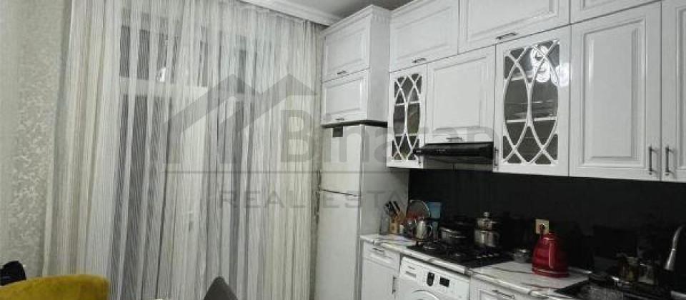 3№ li Asan xidmətin arxasinda 4 otaqli menzil satilir/110 kv.m. - 5