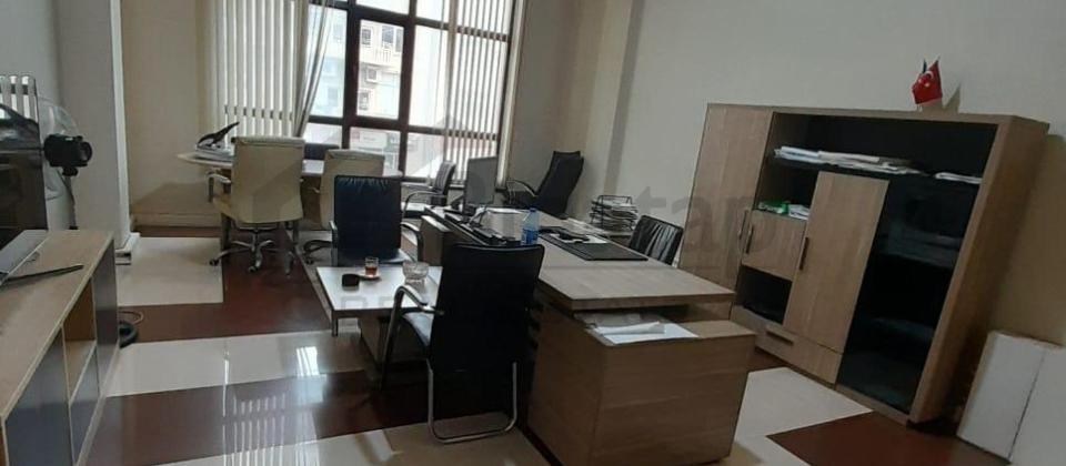 Əhməd Rəcəblidə plazada ofislərin icarəsi - 5