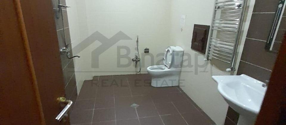 Əhməd Rəcəblidə plazada ofislərin icarəsi 1-ci mərtəbə - 10