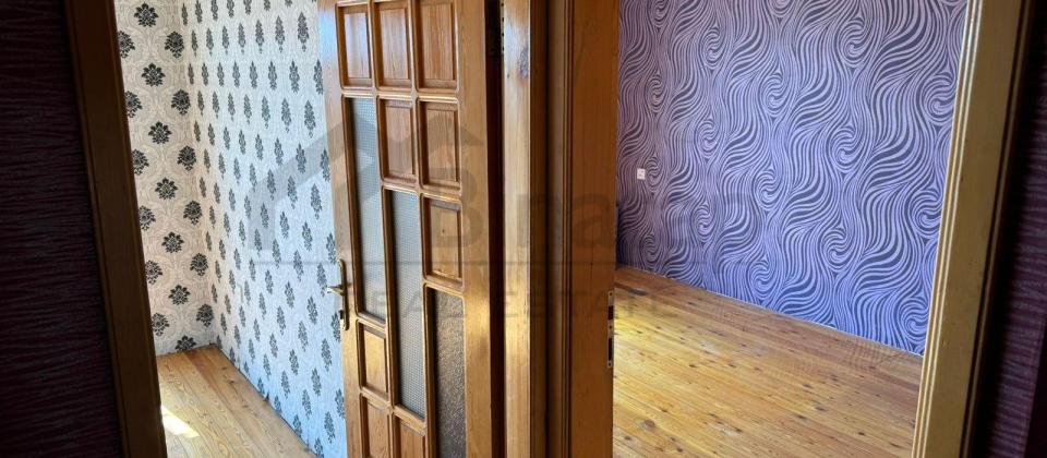 Satılır 4 otaqlı köhnə tikili 100 m², Yeni Günəşli q. - 14