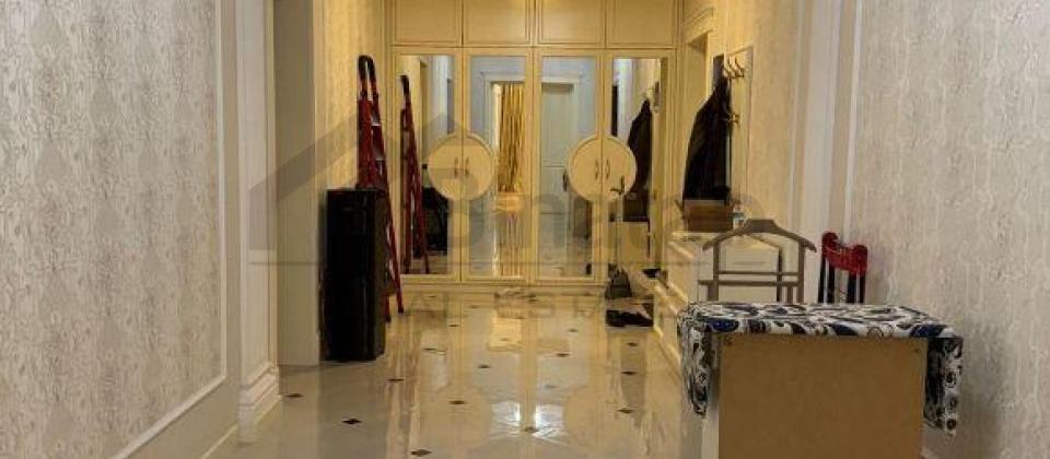 Port Baku ve 28 May m/s 5 deqiqelik mesafede 4 otaqli menzil satilir/185 kv.m. - 11