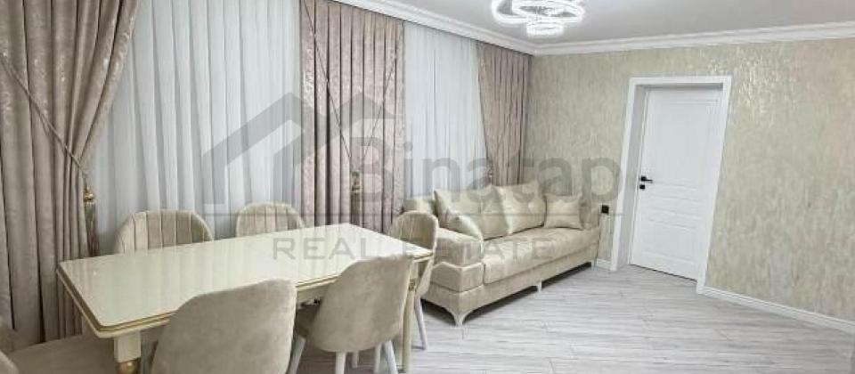 Genclik m/s yaninda 3 otaqli menzil satilir/75 kv.m.