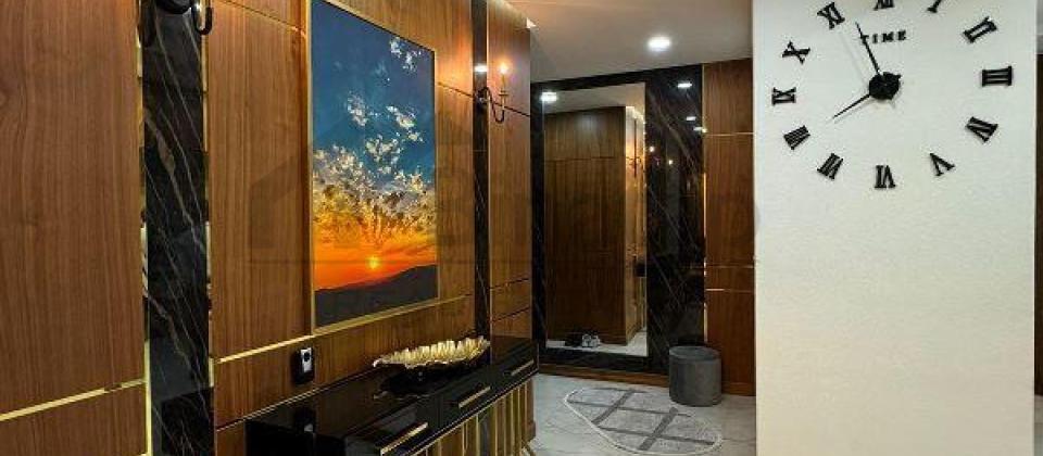 Tbilisi prospekti, 8 Noyabr m/s yaxin 3 otaqli menzil satilir/97 kv.m. - 13