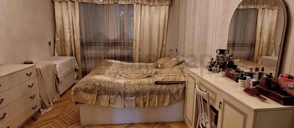 Satılır 3 otaqlı köhnə tikili 75 m², Nizami m. - 5