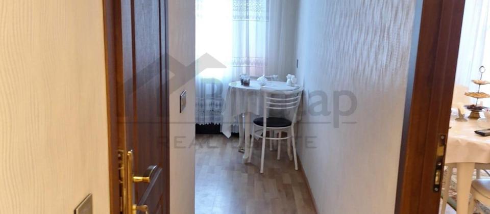 Satılır 3 otaqlı köhnə tikili 75 m², Nizami m. - 9