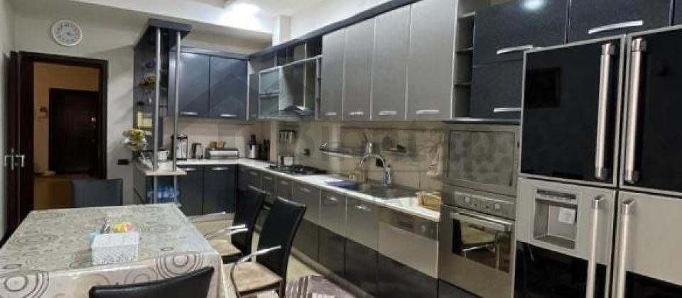 Koala, Koroglu ve Dede Qorqud parklarinin yaninda 4 otaqli menzil satilir/210 kv.m. - 11