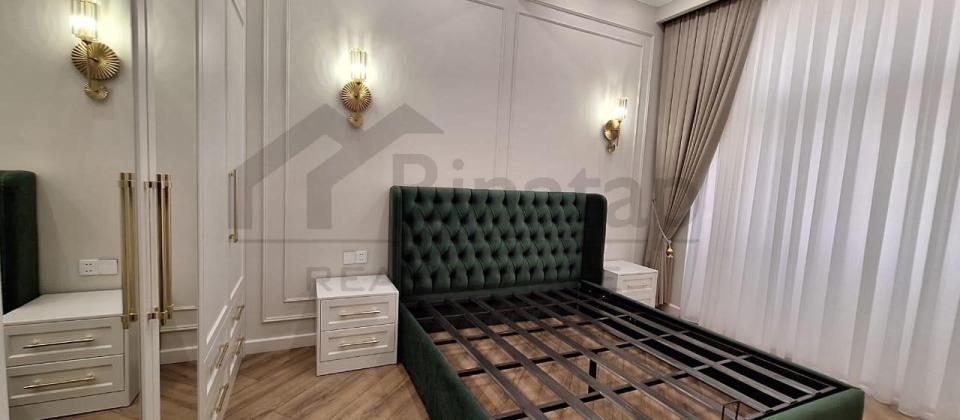 Satılır 4 otaqlı yeni tikili 150 m², 28 May m. - 5