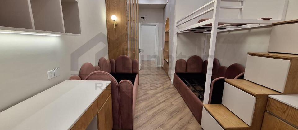 Satılır 4 otaqlı yeni tikili 150 m², 28 May m. - 7