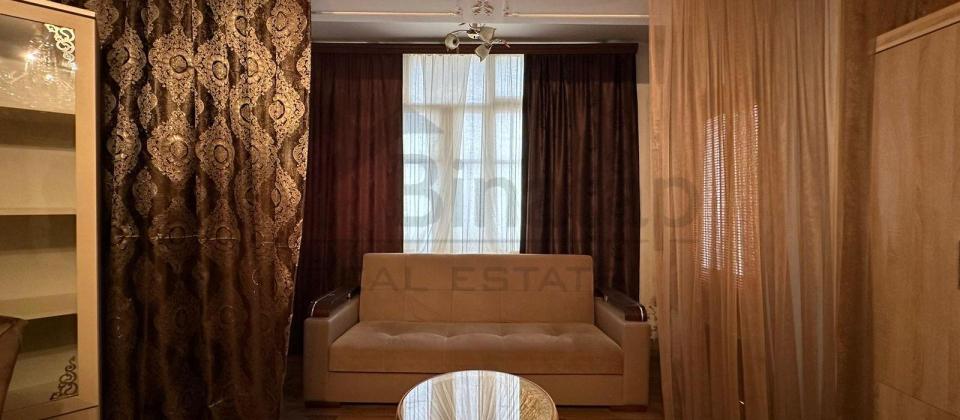 Satılır 1 otaqlı köhnə tikili 50 m², Bakıxanov q. - 10