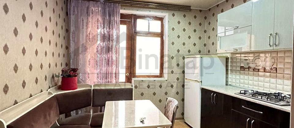 Satılır 1 otaqlı köhnə tikili 50 m², Bakıxanov q. - 11