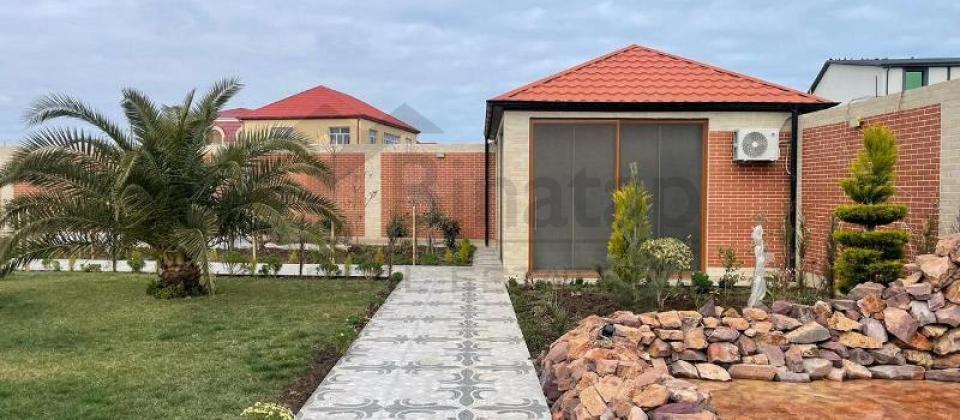 Bilgehde bag evi satilir/550 kv.m., 30 sot - 2