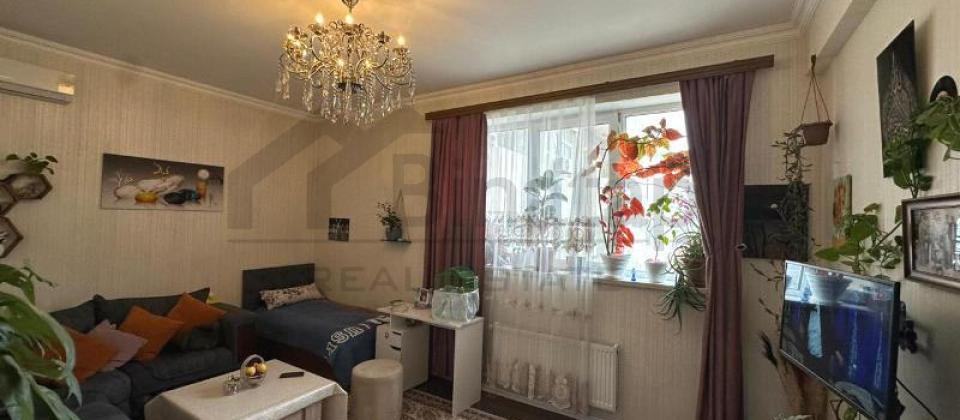 3№ li Asan xidmətin arxasinda 2 otaqli menzil satilir/65 kv.m.