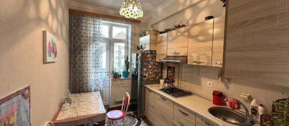 3№ li Asan xidmətin arxasinda 2 otaqli menzil satilir/65 kv.m. - 6