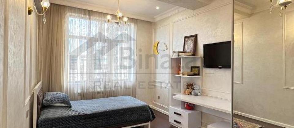 Vorovski dairesi, Azadliq Prospekti m/s yaxin 3 otaqli menzil satilir/135 kv.m. - 6