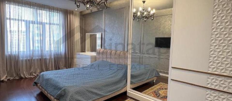 Vorovski dairesi, Azadliq Prospekti m/s yaxin 3 otaqli menzil satilir/135 kv.m. - 9