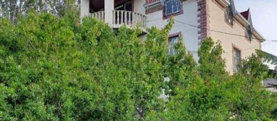 Satılır 7 otaqlı həyət evi/bağ evi 380 m², Buzovna q.