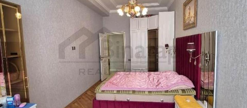 Hesen Eliyev kuchesi (İnqlab), ATB Bankin yaninda 3 otaqli menzil kiraye verilir/150 kv.m. - 5