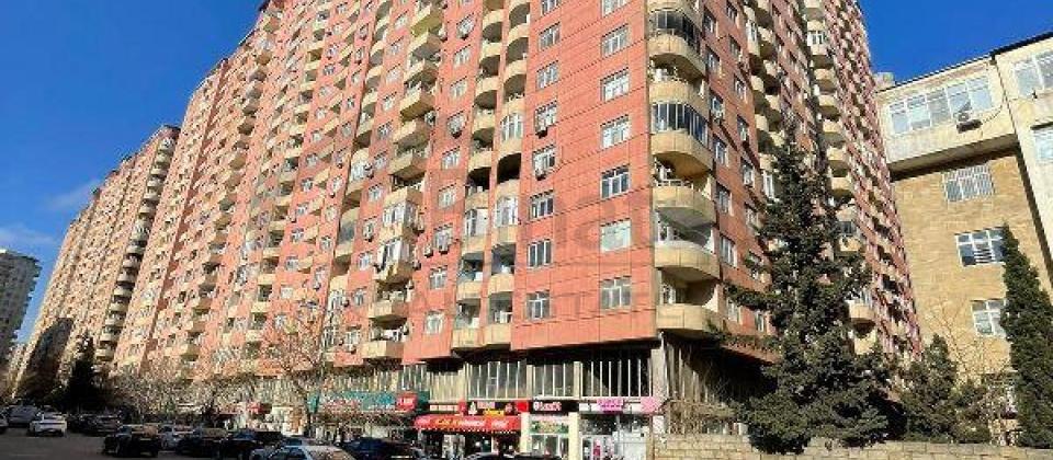 Yeni Yasamal, Bazarstore'un arxasinda 2 otaqli menzil satilir/48 kv.m.