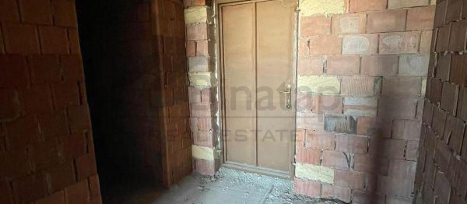 Yeni Yasamal, Bazarstore'un arxasinda 2 otaqli menzil satilir/48 kv.m. - 6