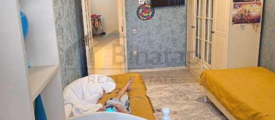 Merkezi parkin yani, Nizami m/s yaxin 3 otaqli menzil satilir/130 kv.m. - 8