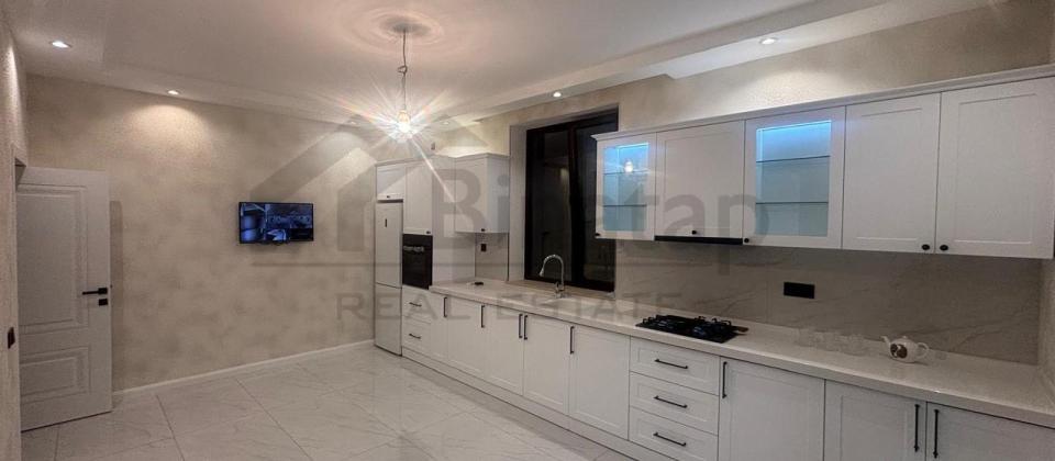 Satılır 5 otaqlı həyət evi/bağ evi 278 m², Mərdəkan q. - 11