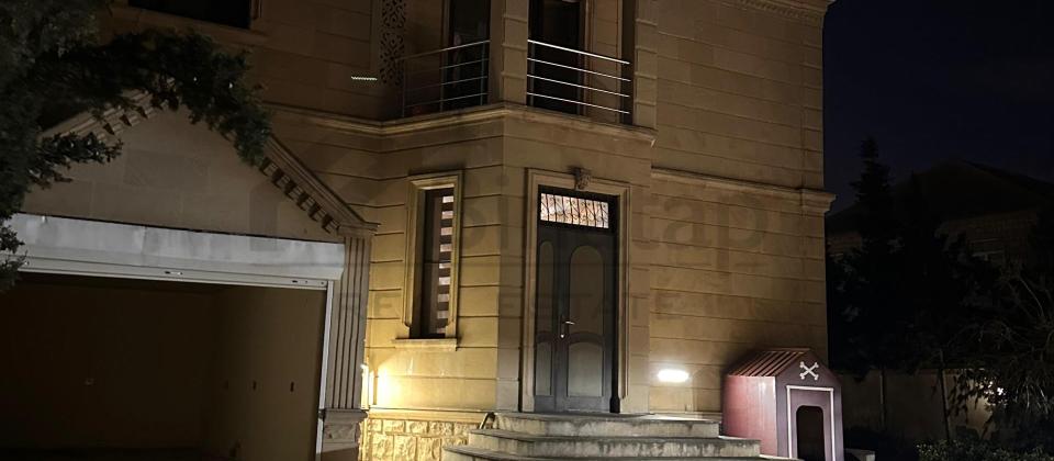 Satılır 6 otaqlı həyət evi/bağ evi 280 m², M.Ə.Rəsulzadə q. - 10