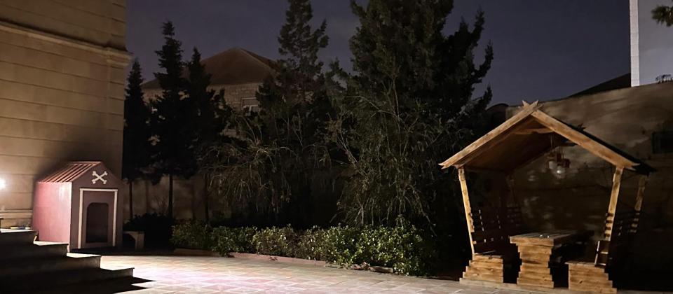 Satılır 6 otaqlı həyət evi/bağ evi 280 m², M.Ə.Rəsulzadə q. - 12