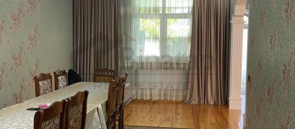 Satılır 5 otaqlı həyət evi/bağ evi 280 m², Azadlıq Prospekti m.