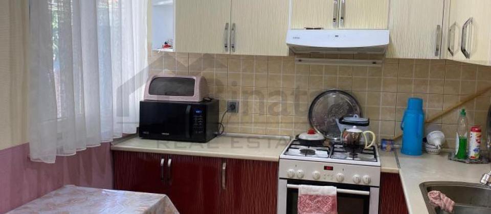 Satılır 5 otaqlı həyət evi/bağ evi 280 m², Azadlıq Prospekti m. - 3