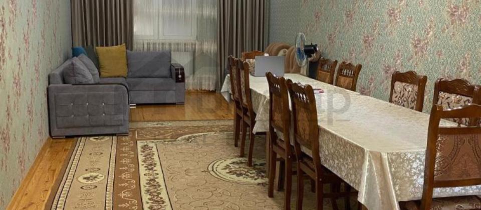 Satılır 5 otaqlı həyət evi/bağ evi 280 m², Azadlıq Prospekti m. - 13