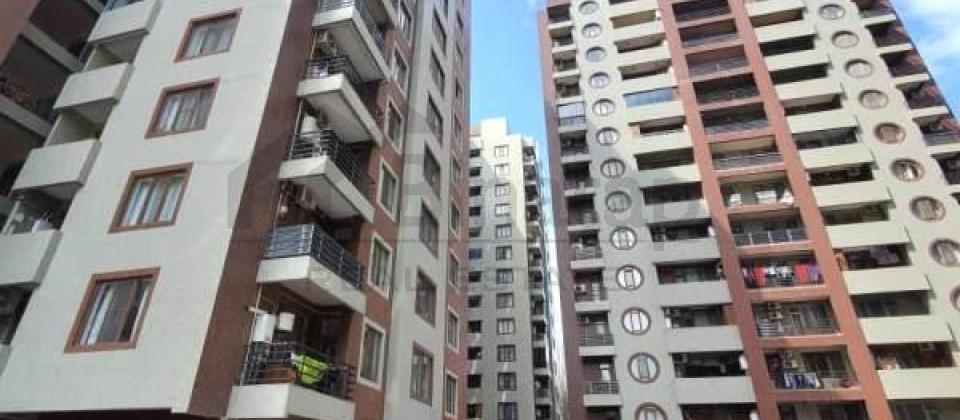 Nerimanov m/s ve Metropark t/m 10 deqiqelik mesafede 3 otaqli menzil satilir/125 kv.m. - 2