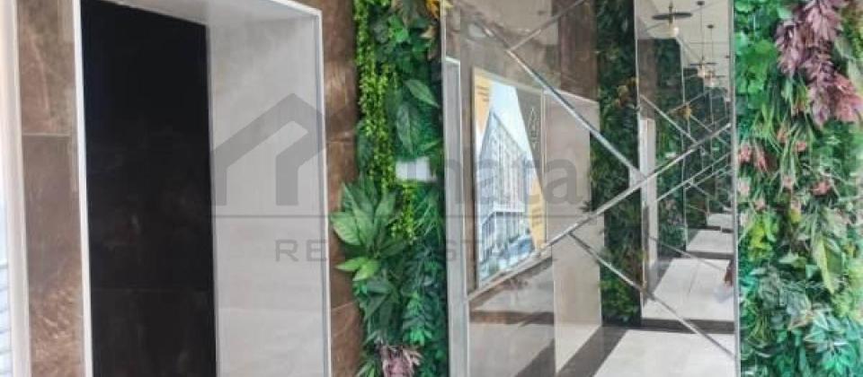 Amerika Sefirliyinin yani, 28 May m/s yaxin 2 otaqli menzil satilir/75 kv.m. - 9