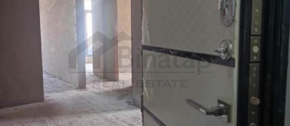 Amerika Sefirliyinin yani, 28 May m/s yaxin 2 otaqli menzil satilir/75 kv.m. - 10