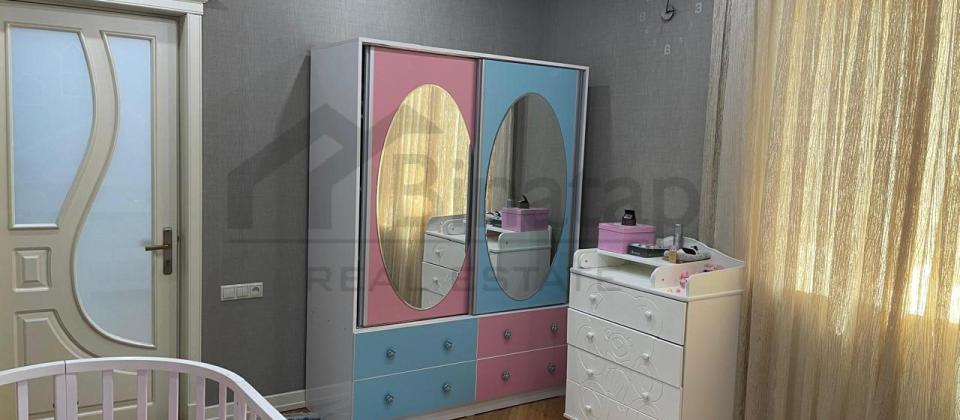 Satılır 7 otaqlı həyət evi/bağ evi 330 m², M.Ə.Rəsulzadə q. - 10