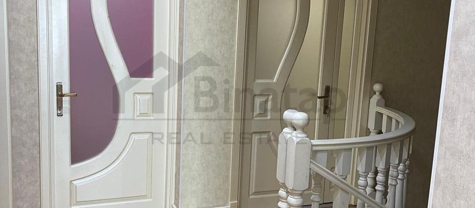 Satılır 7 otaqlı həyət evi/bağ evi 330 m², M.Ə.Rəsulzadə q. - 14