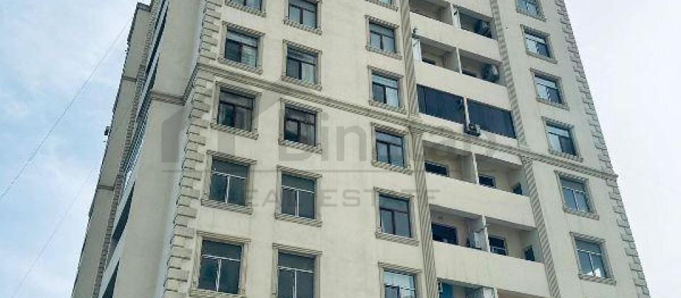 McDonald's ve Grand Hayat Residence'in yaninda 4 otaqli menzil satilir/173 kv.m. - 3