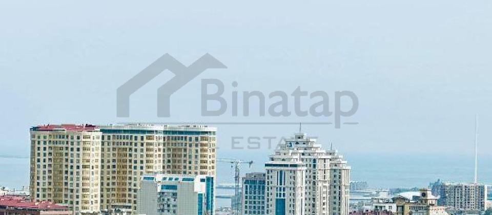 McDonald's ve Grand Hayat Residence'in yaninda 4 otaqli menzil satilir/173 kv.m.