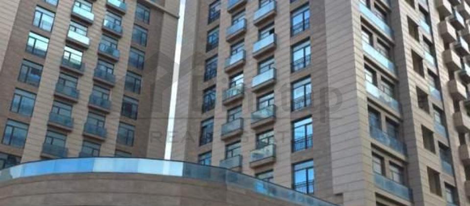 Qish parki, Nizami ve 28 May m/s yaxin 3 otaqli menzil satilir/107 kv.m. - 2