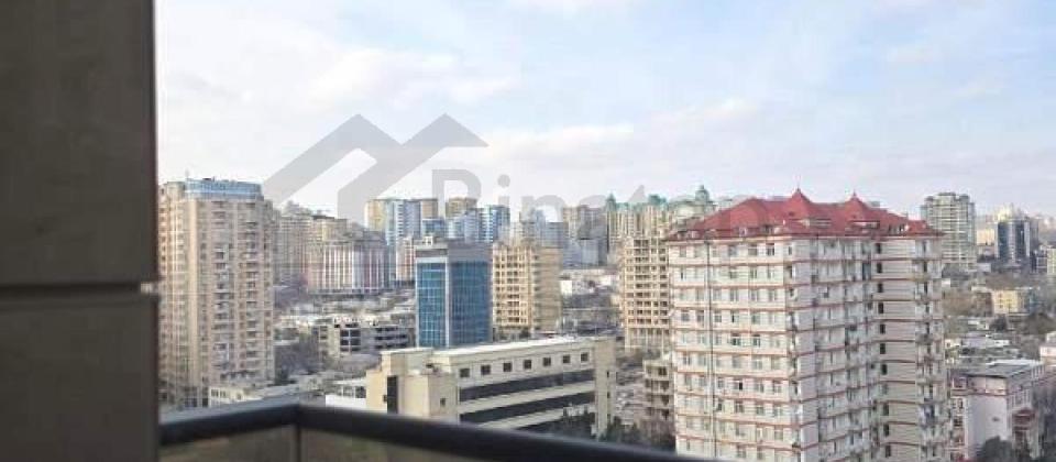 Qish parki, Nizami ve 28 May m/s yaxin 3 otaqli menzil satilir/107 kv.m. - 14