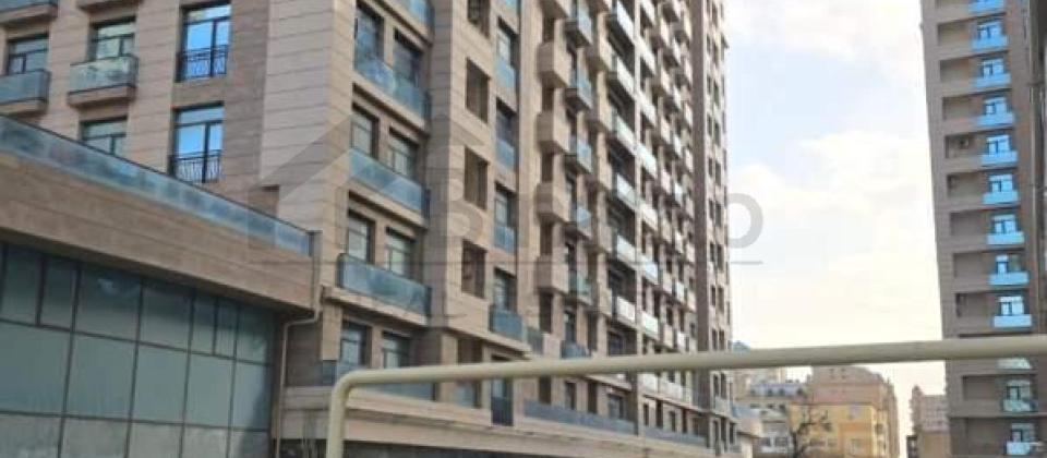 Nizami - 28 May m/s ve Qish parkina yaxin 3 otaqli menzil satilir/155 kv.m. - 3