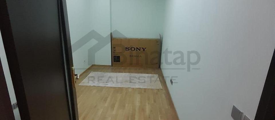 Əhməd Rəcəblidə plazada ofislərin icarəsi 2otaq - 5