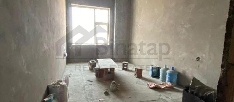 Tehsil Nazirliyi ve Heyder Eliyev merkezinin yaninda 4 otaqli menzil satilir/185 kv.m. - 6